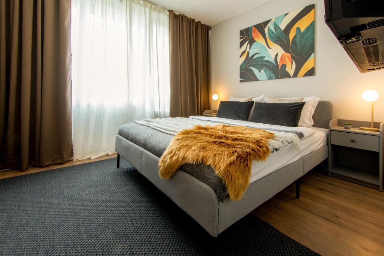 Urban Haven: 2br In Center Bucarest