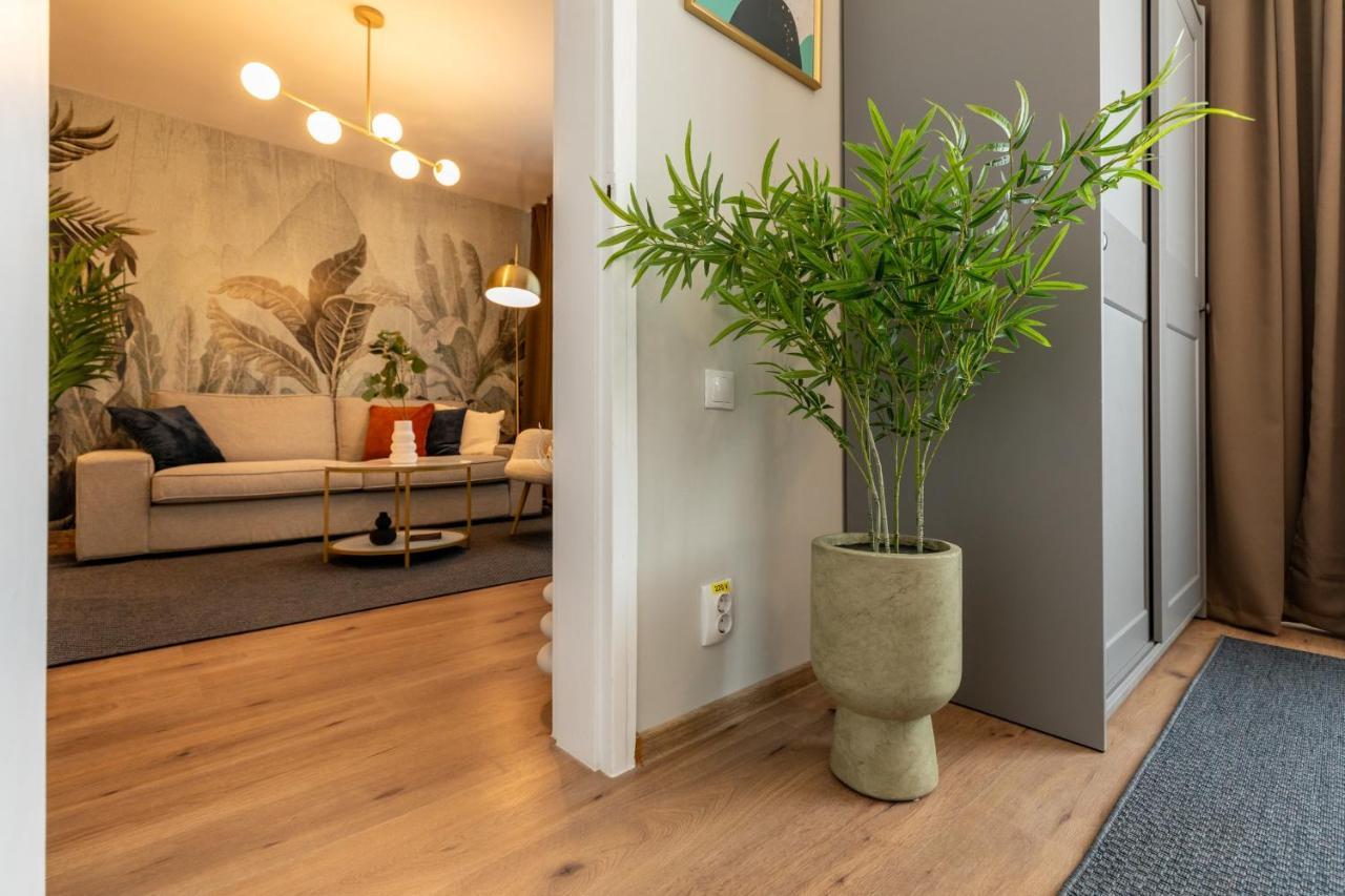 Urban Haven: 2br In Center Appartamento Bucarest
